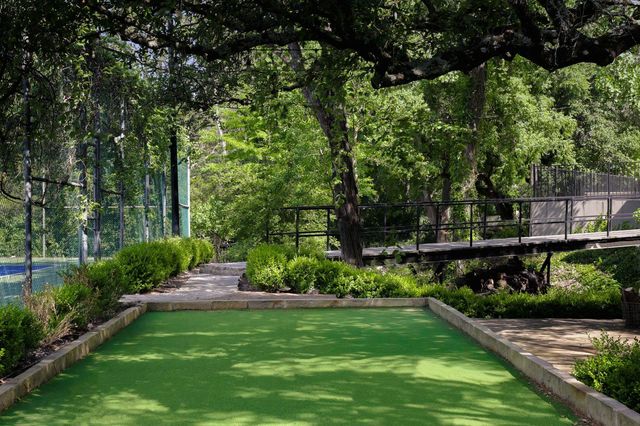 506 Konstanty CIR, West Lake Hills, TX 78746