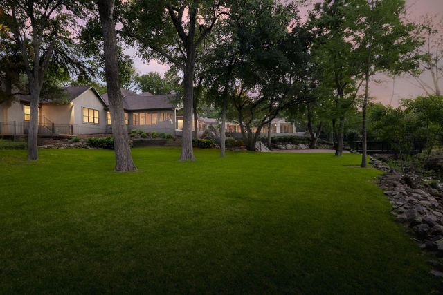 506 Konstanty CIR, West Lake Hills, TX 78746