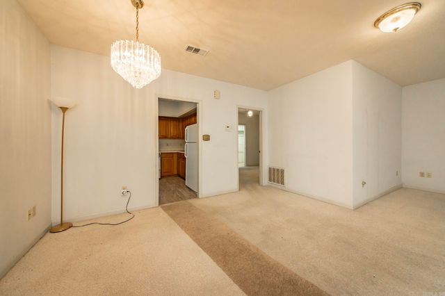 1003 E Homan, England, AR 72046