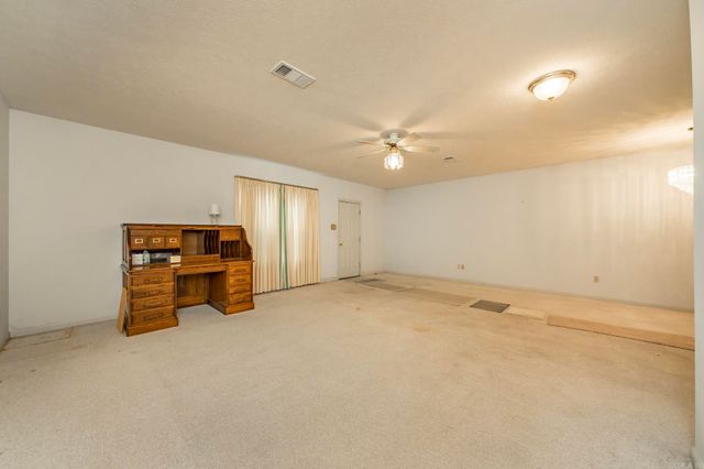 1003 E Homan, England, AR 72046