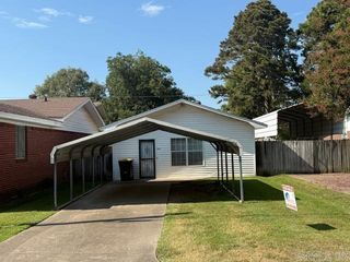 1003 E Homan, England, AR 72046