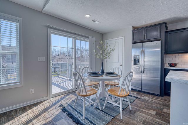 4948 Live Oak Court, Newburgh, IN 47630