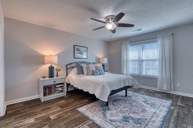 4948 Live Oak Court, Newburgh, IN 47630