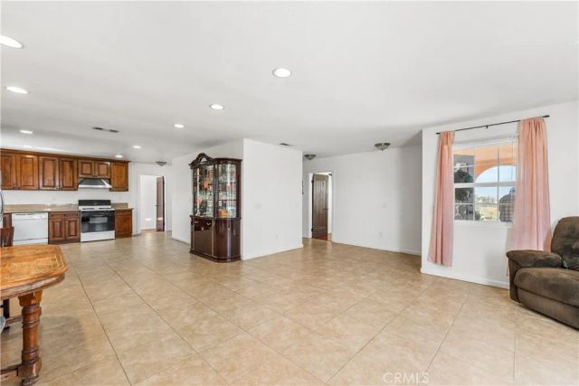 36819 Dunford, Littlerock, CA 93543