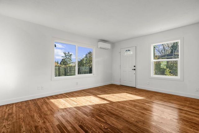 1621-1623 Magnolia Avenue, Redding, CA 96001