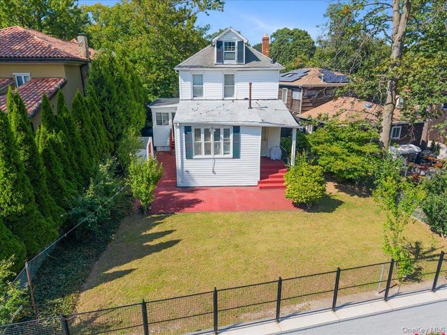 195-12 McLaughlin Avenue, Holliswood, NY 11423