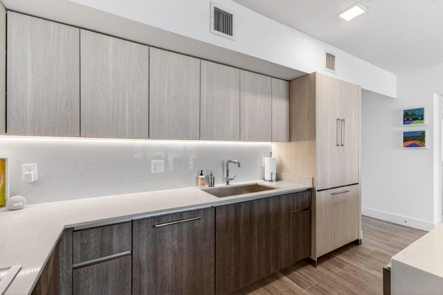 111 SE 1st Avenue 406, Delray Beach, FL 33444