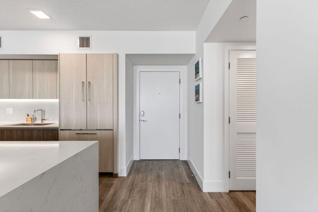 111 SE 1st Avenue 406, Delray Beach, FL 33444