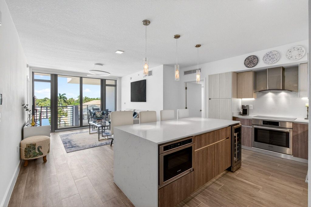 111 SE 1st Avenue 406, Delray Beach, FL 33444
