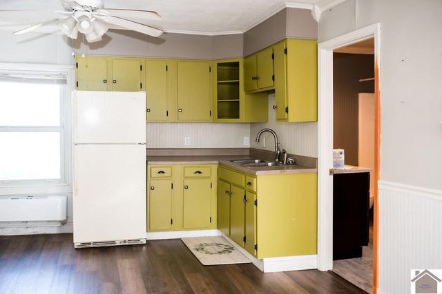 130 State Route 1820, Cunningham, KY 42035