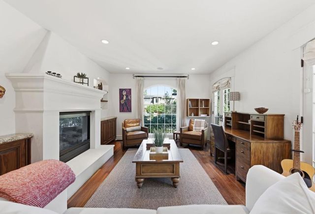 926 Rosewood Avenue, San Carlos, CA 94070