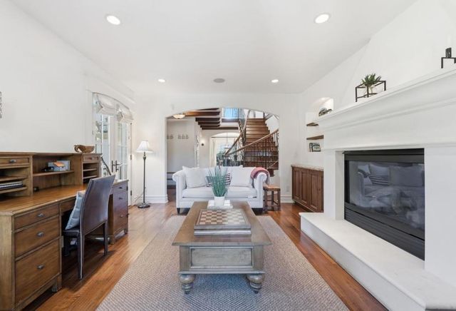 926 Rosewood Avenue, San Carlos, CA 94070