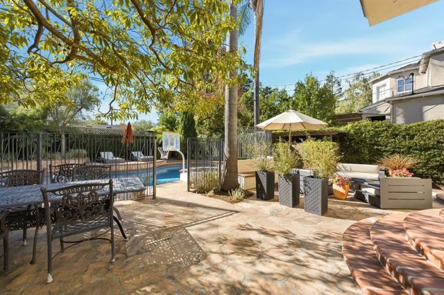 926 Rosewood Avenue, San Carlos, CA 94070