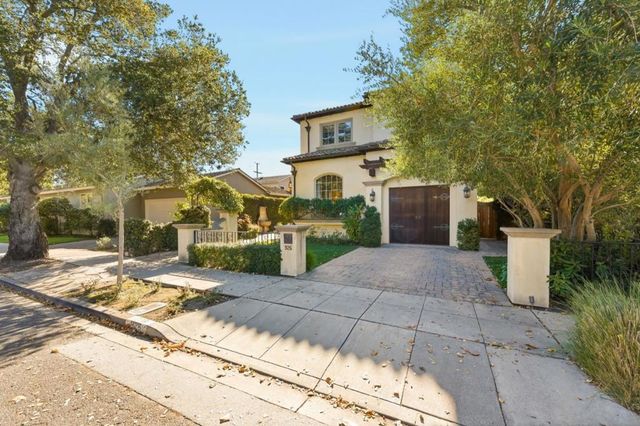 926 Rosewood Avenue, San Carlos, CA 94070