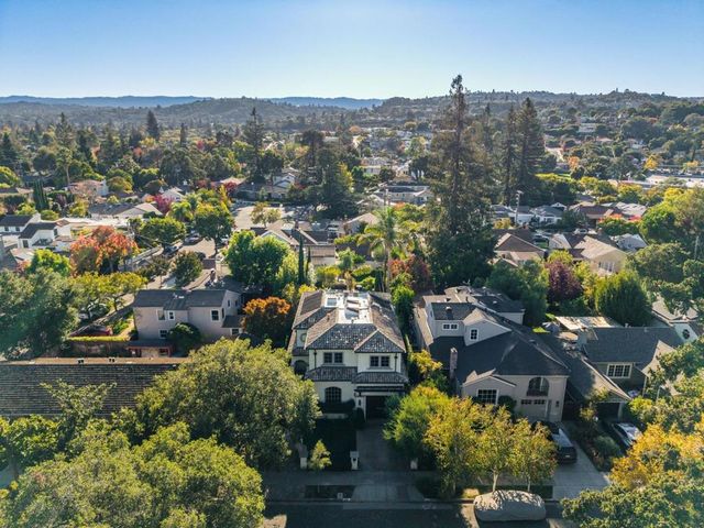 926 Rosewood Avenue, San Carlos, CA 94070