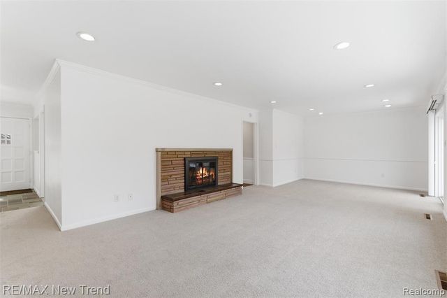 1043 Westview Road, Bloomfield Hills, MI 48304