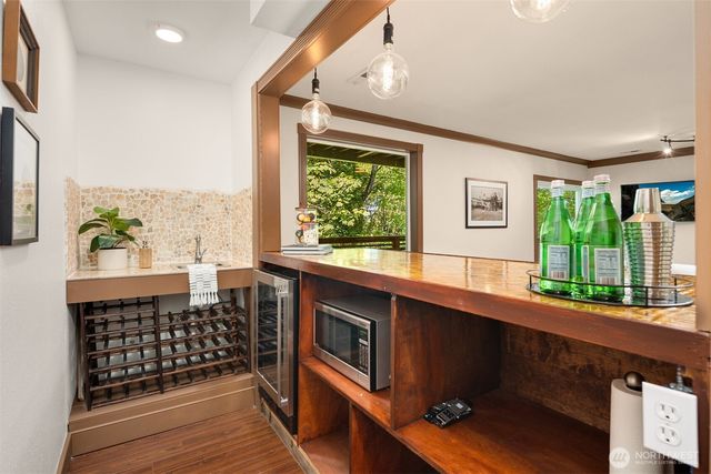 3734 NE 150th Street, Lake Forest Park, WA 98155