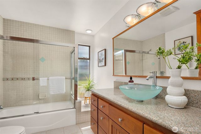 3734 NE 150th Street, Lake Forest Park, WA 98155