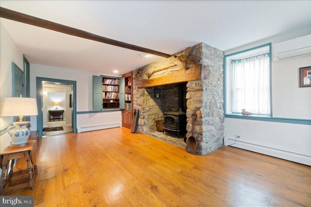 1940 GERYVILLE PIKE, East Greenville, PA 18041