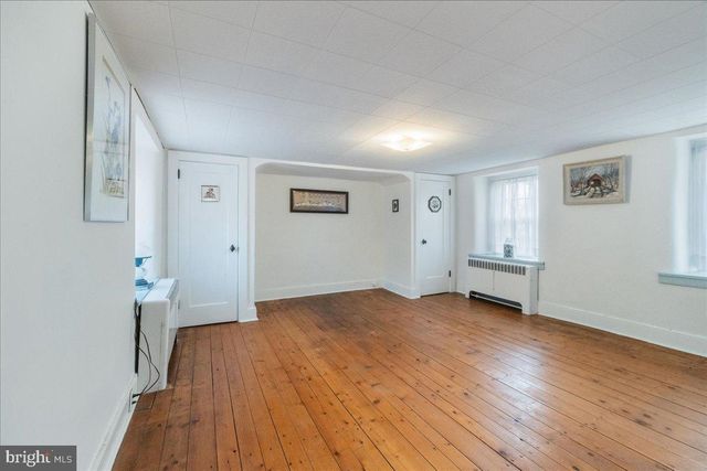 1940 GERYVILLE PIKE, East Greenville, PA 18041