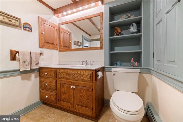 1940 GERYVILLE PIKE, East Greenville, PA 18041