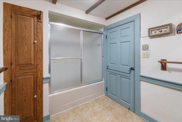 1940 GERYVILLE PIKE, East Greenville, PA 18041