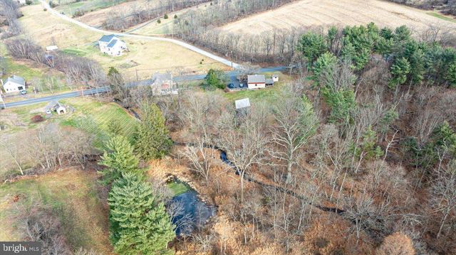 1940 GERYVILLE PIKE, East Greenville, PA 18041