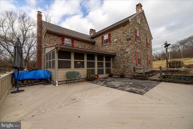 1940 GERYVILLE PIKE, East Greenville, PA 18041