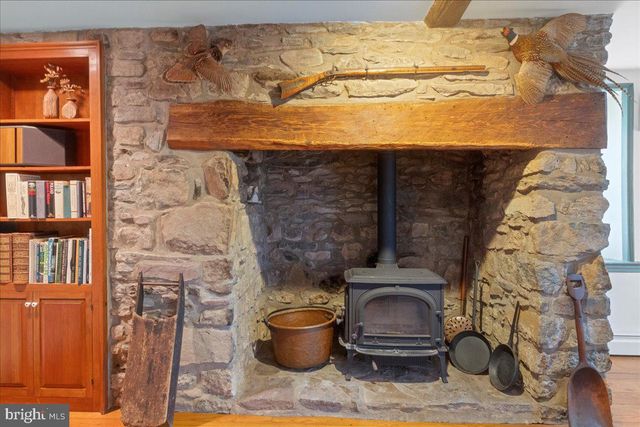 1940 GERYVILLE PIKE, East Greenville, PA 18041