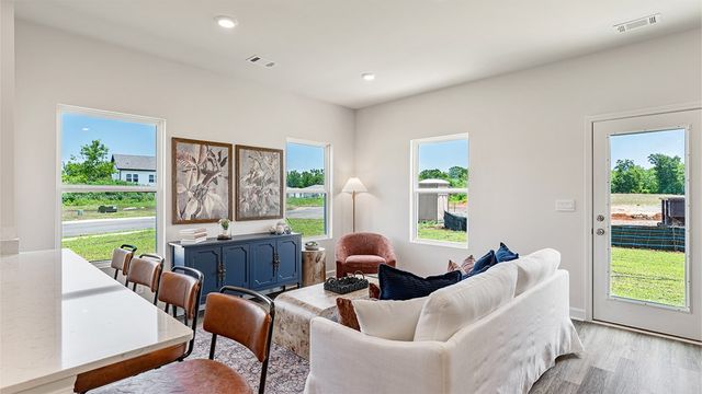 124 Red Deer Trace Unit 7, Dothan, AL 36301