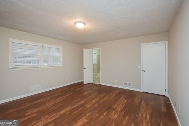 1285 Earle Court SE, Conyers, GA 30013