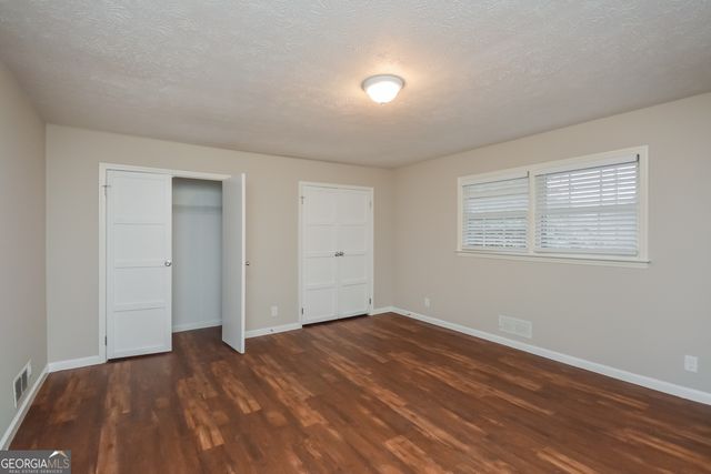 1285 Earle Court SE, Conyers, GA 30013