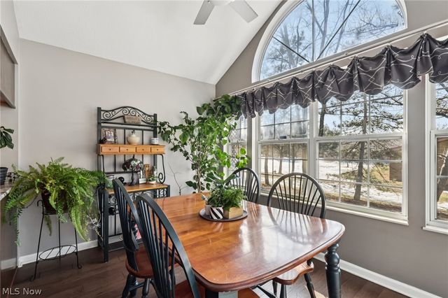 14648 Settlers Way 161, Strongsville, OH 44149