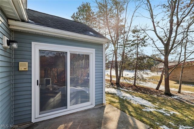 14648 Settlers Way 161, Strongsville, OH 44149