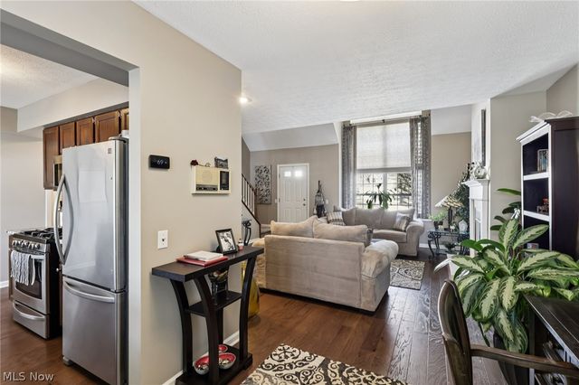 14648 Settlers Way 161, Strongsville, OH 44149