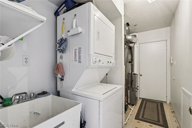 14648 Settlers Way 161, Strongsville, OH 44149