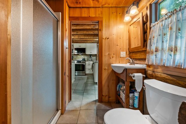 11 Pierce Lake Road, Antrim, NH 03440