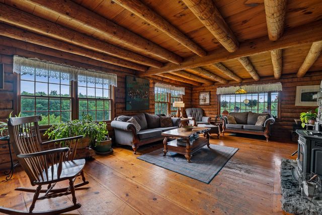 11 Pierce Lake Road, Antrim, NH 03440