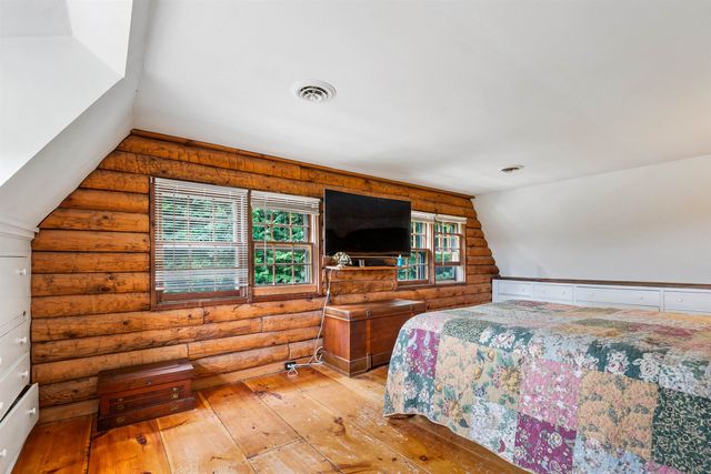 11 Pierce Lake Road, Antrim, NH 03440
