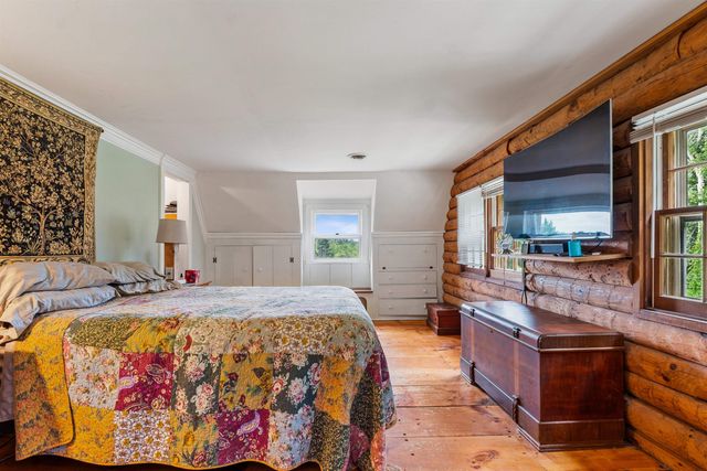 11 Pierce Lake Road, Antrim, NH 03440