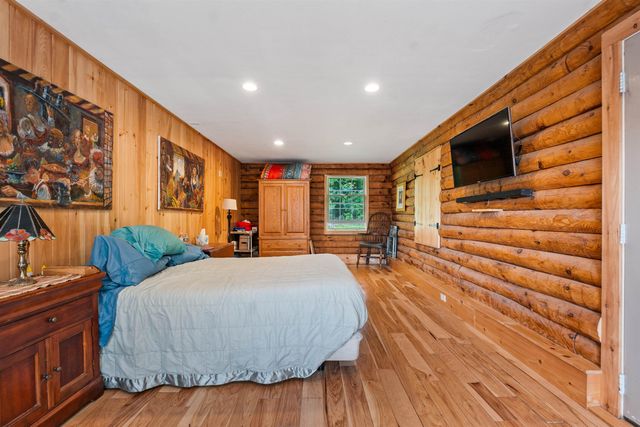 11 Pierce Lake Road, Antrim, NH 03440