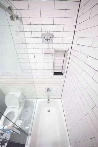 1512 Nostrand Avenue, Brooklyn, NY 11226