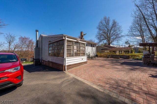 114 Garfield Ave, West Orange Twp., NJ 07052