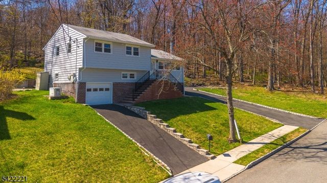 114 Garfield Ave, West Orange Twp., NJ 07052