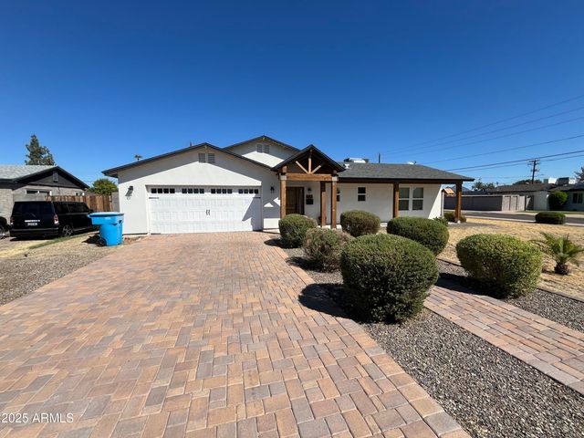 1802 W INDIANOLA Avenue, Phoenix, AZ 85015