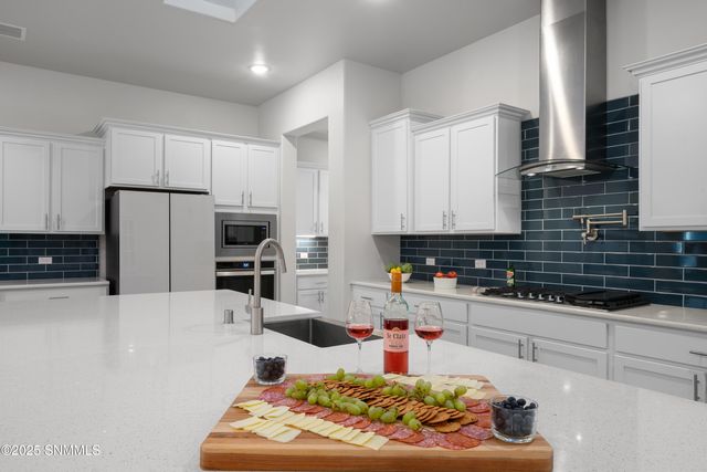 4125 Desert Falls Road, Las Cruces, NM 88011