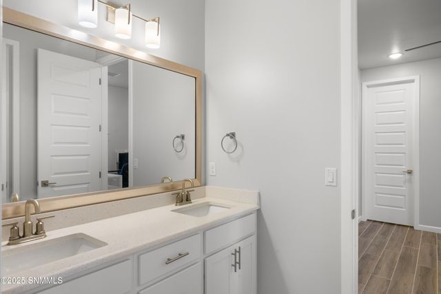 4125 Desert Falls Road, Las Cruces, NM 88011