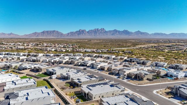 4125 Desert Falls Road, Las Cruces, NM 88011