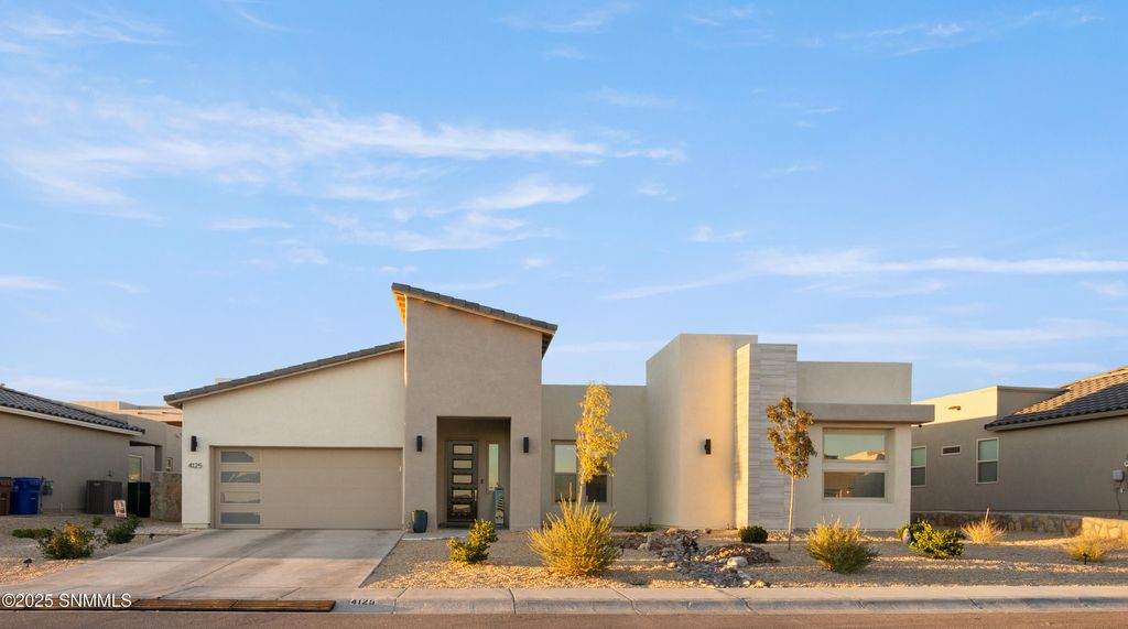 4125 Desert Falls Road, Las Cruces, NM 88011