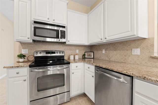 13589 HUNTERS POINT STREET, Spring Hill, FL 34609